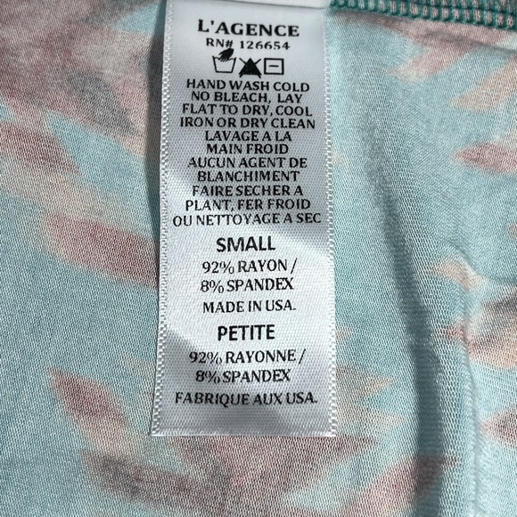L'AGENCE Ressi Fitted Tee Women‎ S Pool Blue Multi Ganado Shirt Southwestern NEW - Picture 15 of 16